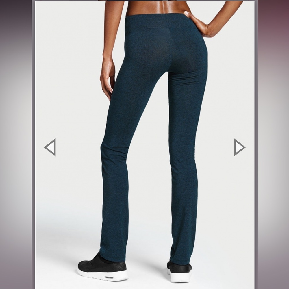 VICTORIA’S SECRET SPORT WOMEN’S EVERYWHERE CROSSOVER SLIM BOOT PANT NAVY BLUE - Picture 2 of 11